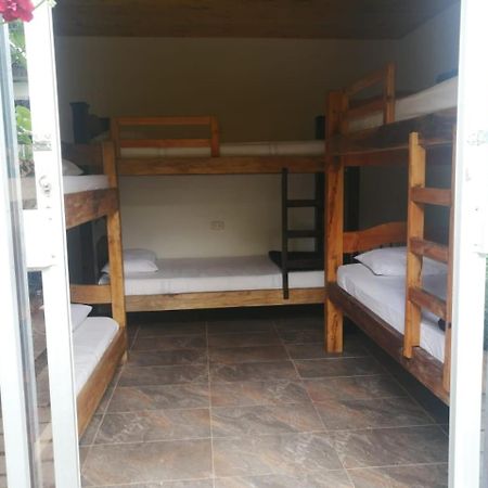 Hostal Hilltop Sapzurro Exterior photo